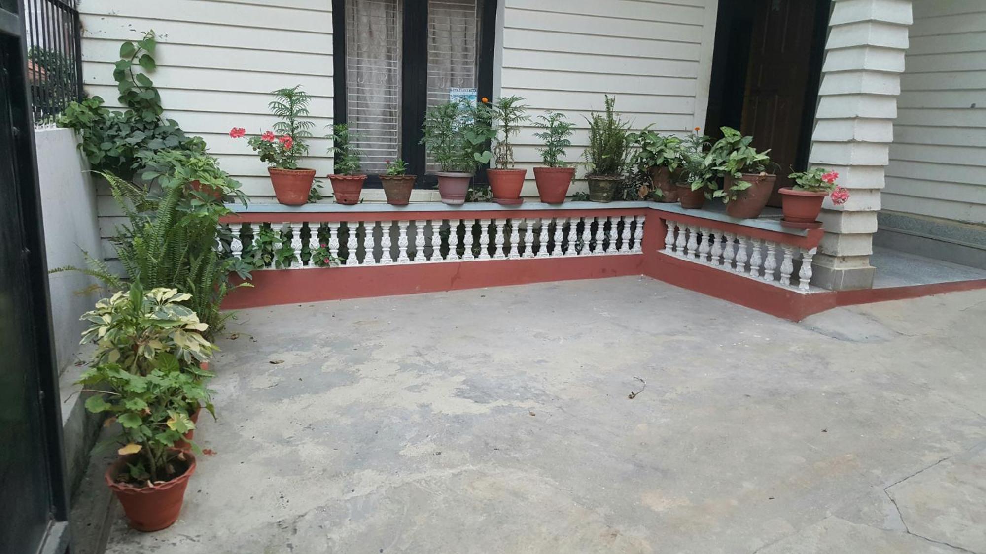 Bnb Royal Tourist House Katmandu Dış mekan fotoğraf